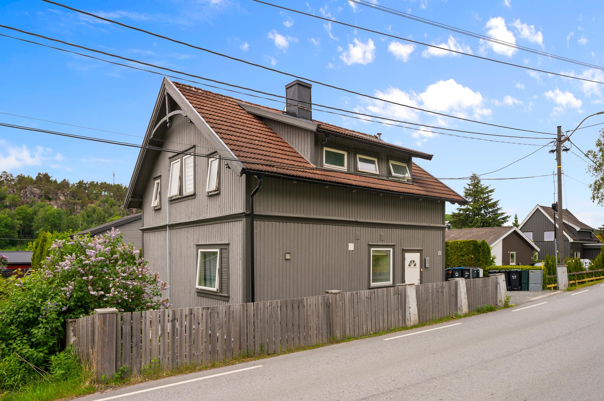 Her bor du med en kort kjøretur fra både Sarpsborg og Fredrikstad sentrum. . Bilde nummer 3 av 3