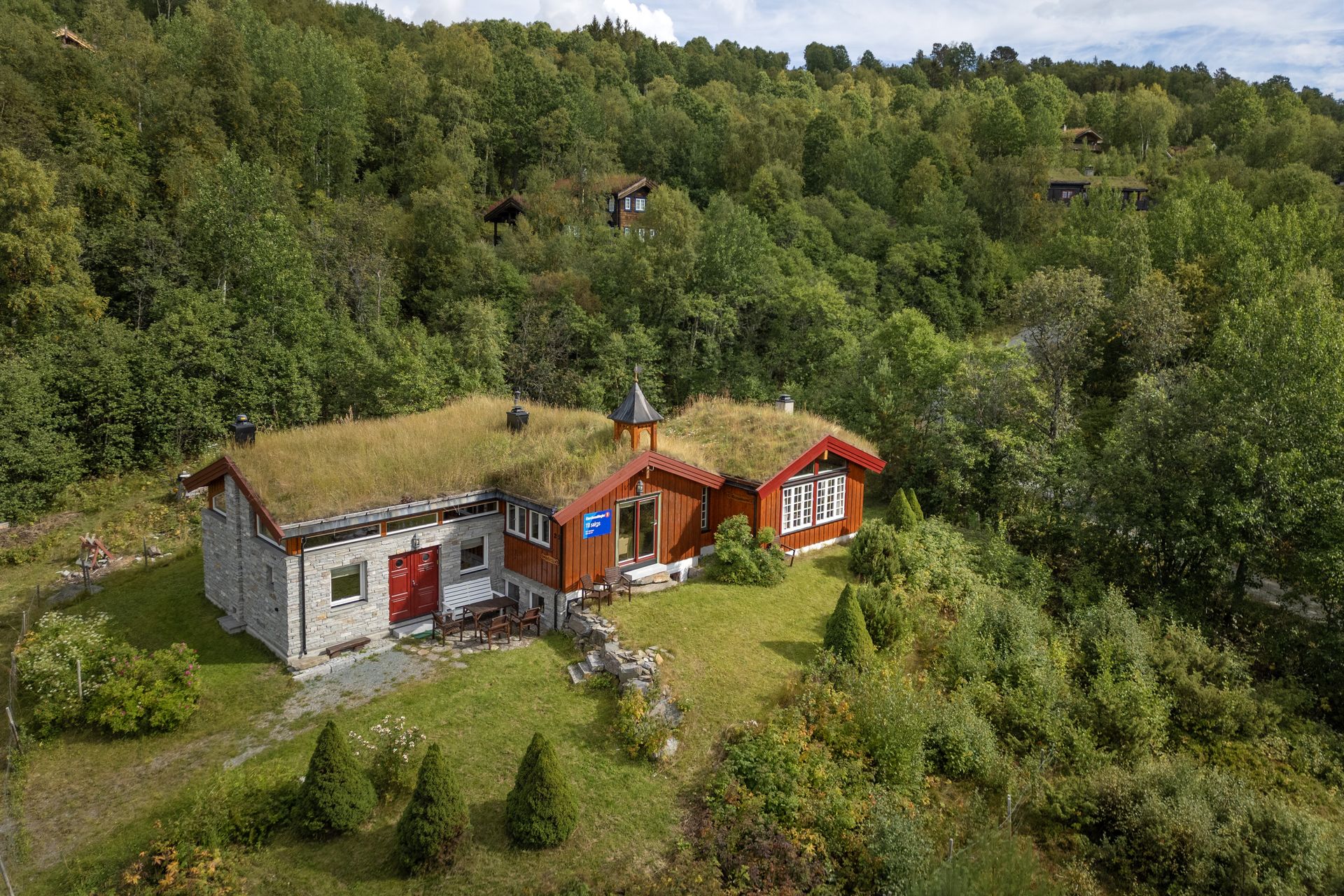 Dette er en unik mulighet for deg som er glad i friluft samt søker nærheten til Oppdal sentrum.. Bilde nummer 1 av 3