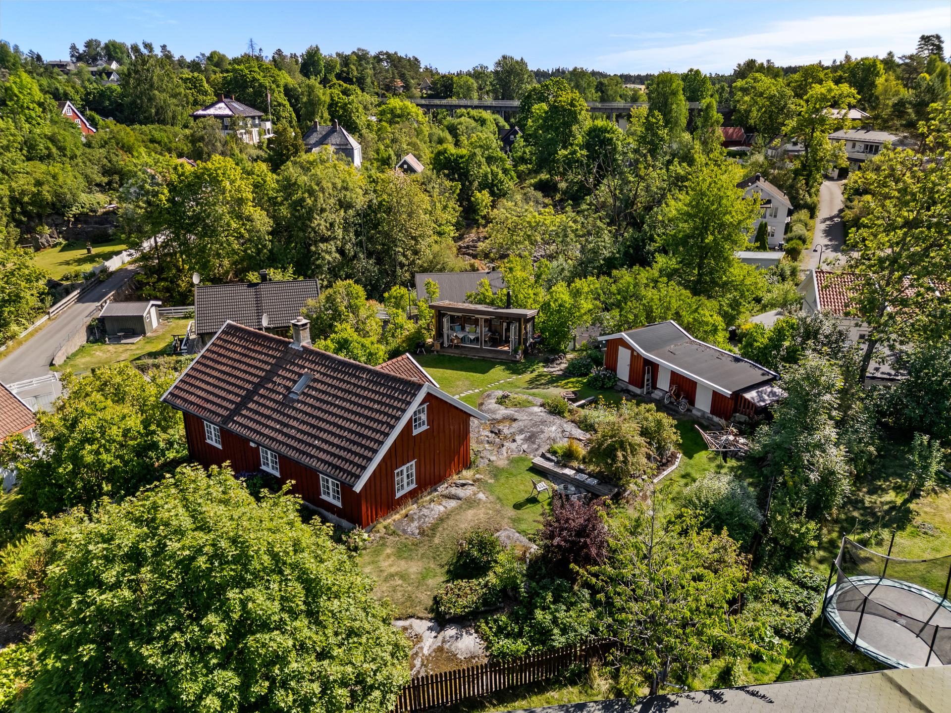 En idyllisk eiendom i hjerte av Hølen.. Bilde nummer 2 av 3