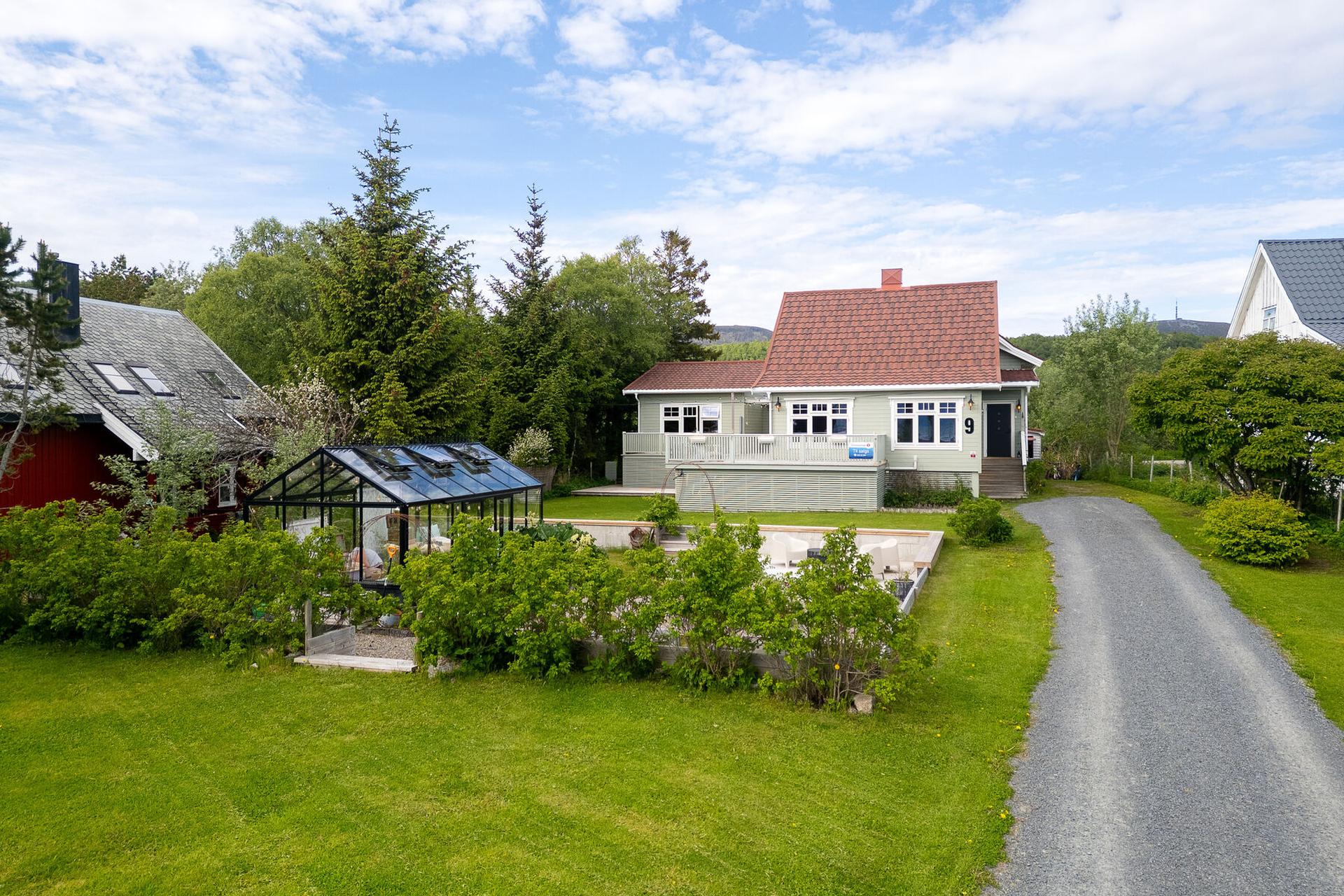 Velkommen til Gulstadveien 9! Foto: Lunde Image. Bilde nummer 1 av 3