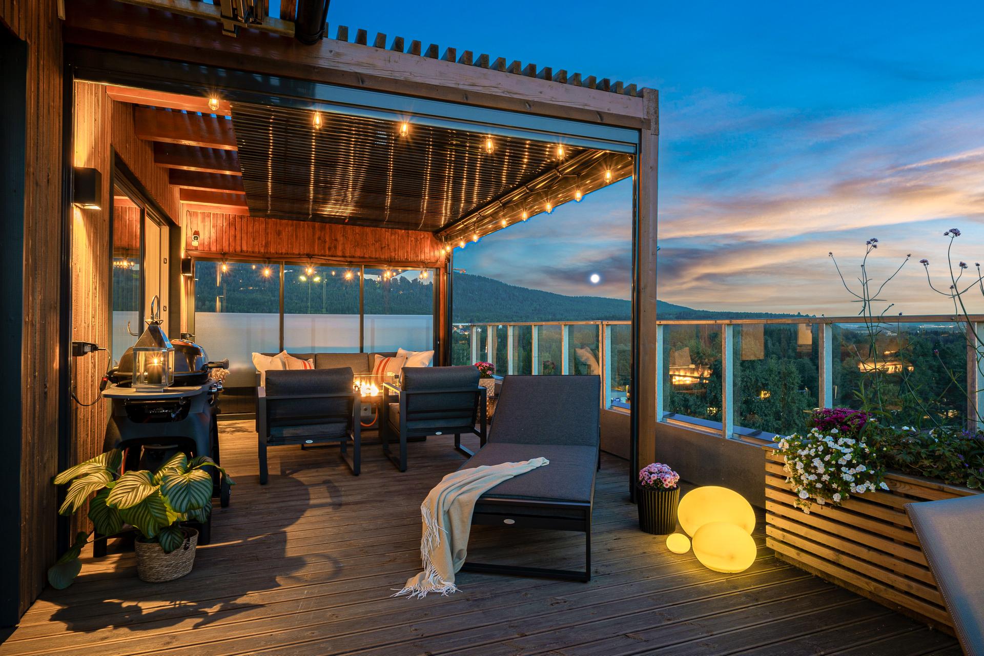 Eiendomsmegler 1 har gleden av å presentere Berget 17B! Flott 3-roms selveierleilighet! Foto: [Heidi Hexeberg Larsen/ Pholio]. Bilde nummer 1 av 3